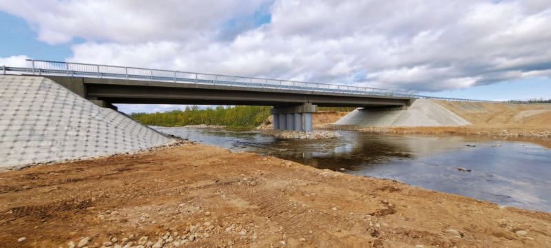 Мостовой переход через реку Эйнч после реконструкции